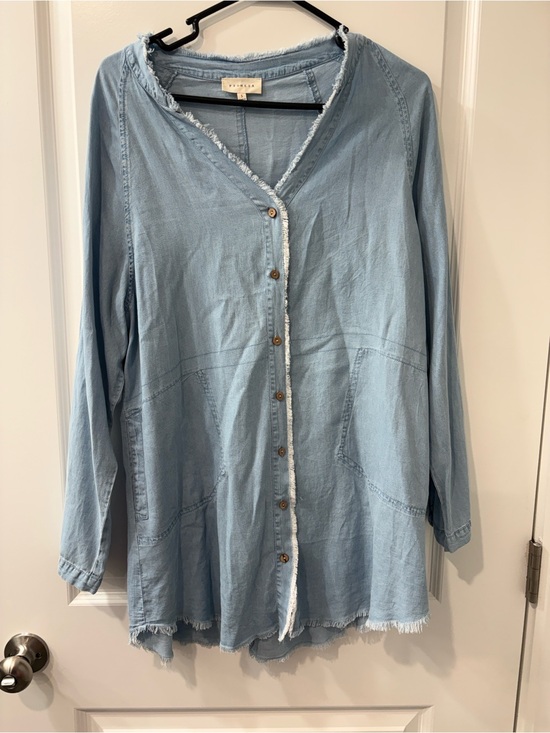 Promesa Tops - Promesa Light Blue Frayed-Trim Button-Front Tunic